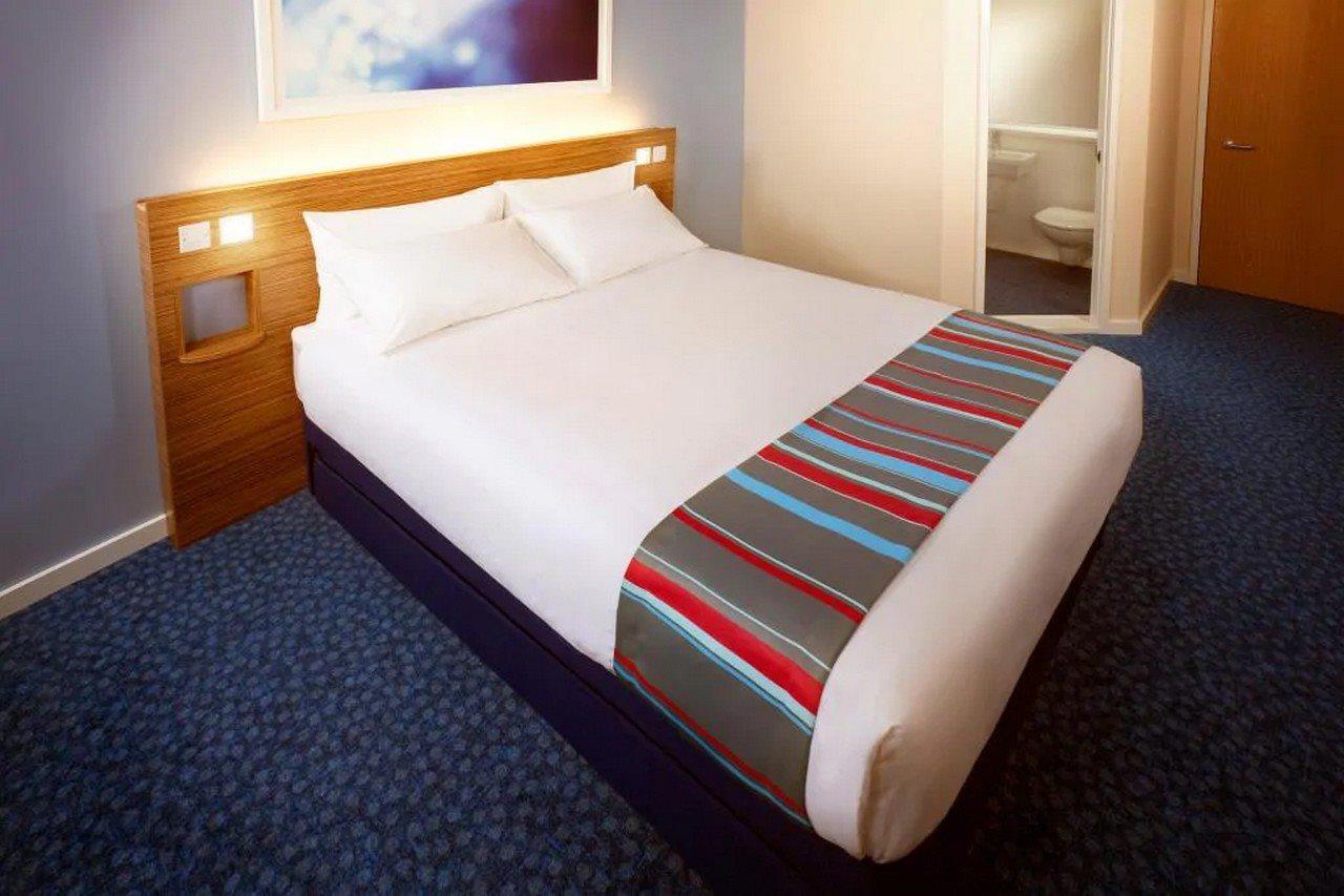 Travelodge Dundee Strathmore Avenue Extérieur photo
