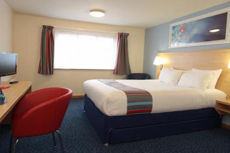 Travelodge Dundee Strathmore Avenue Extérieur photo
